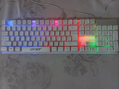 White Colour Rgb Mechanical Keyboard