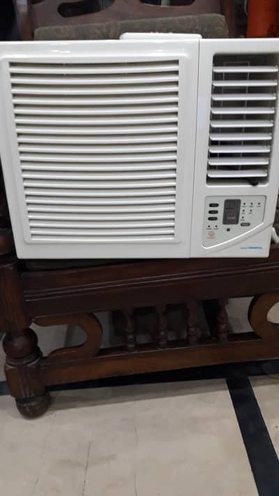 window type air conditioner 2 weeks used