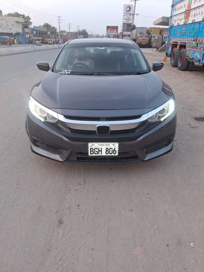 Honda Civic 2018 hardtop . 03008003005