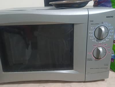 sanyo microwave oven