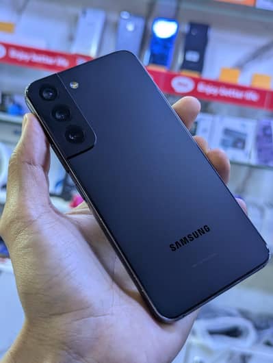 Samsung Mobile S22