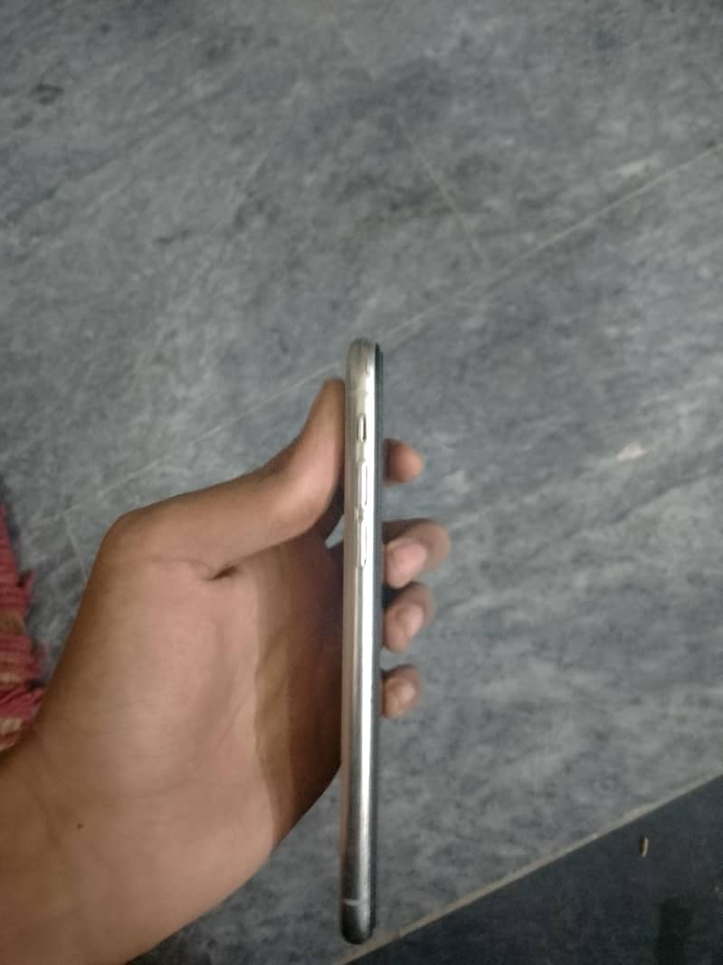 Apple iPhone X 2