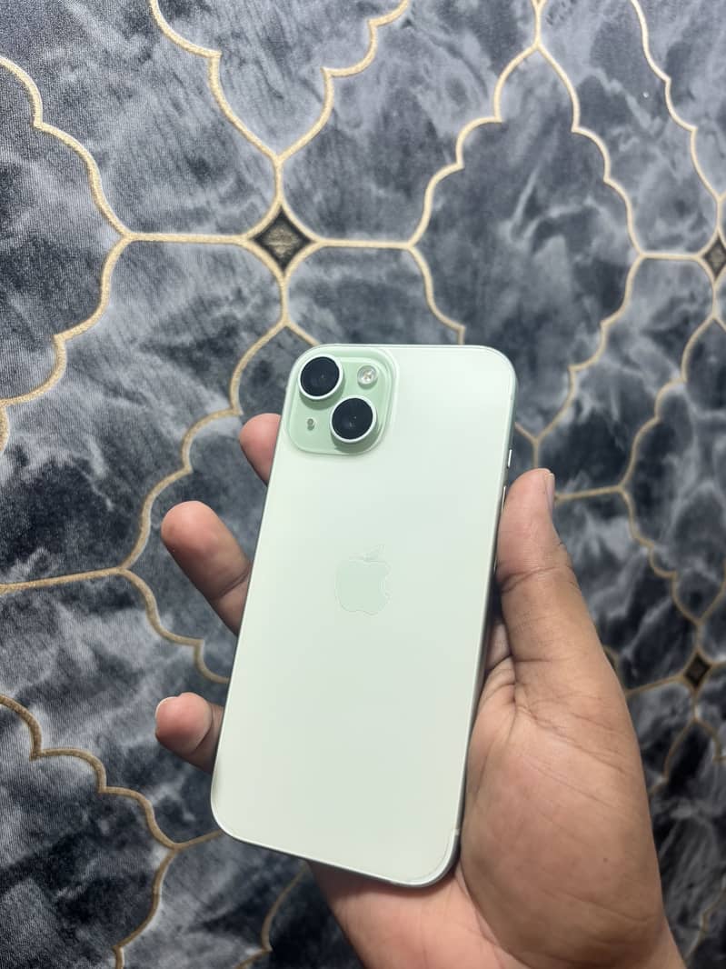 Apple iPhone 15 1