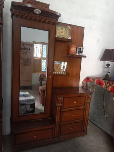Cabinet & Dressing Table Set unused