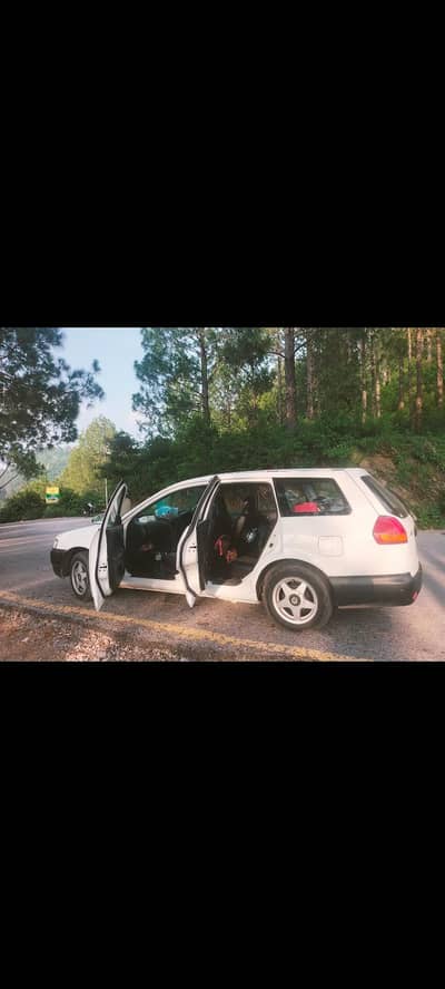 Nissan AD Van 200603330