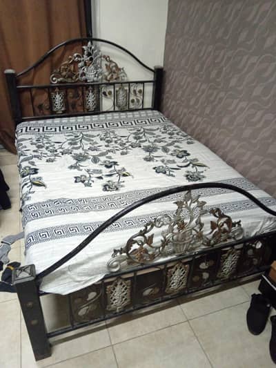 double iron bed with mattress