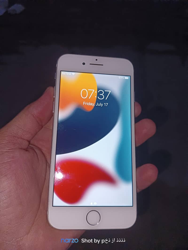 Apple iPhone 7 3