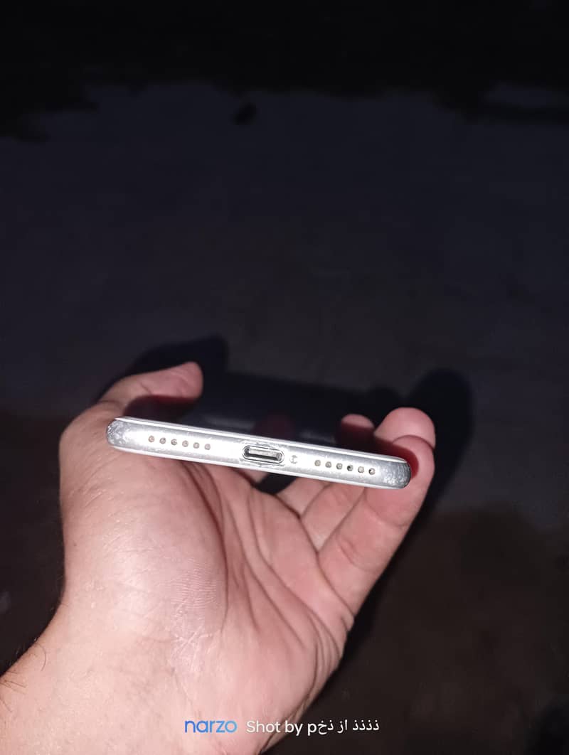 Apple iPhone 7 5