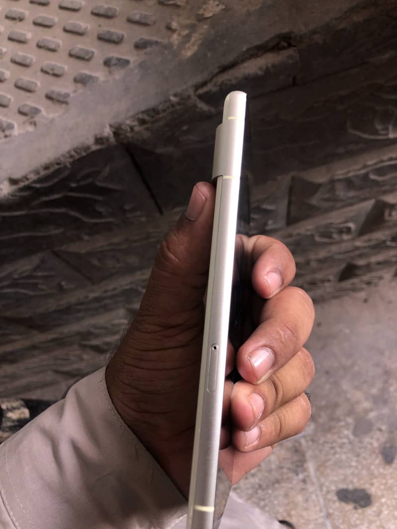 Google Pixel 7 3