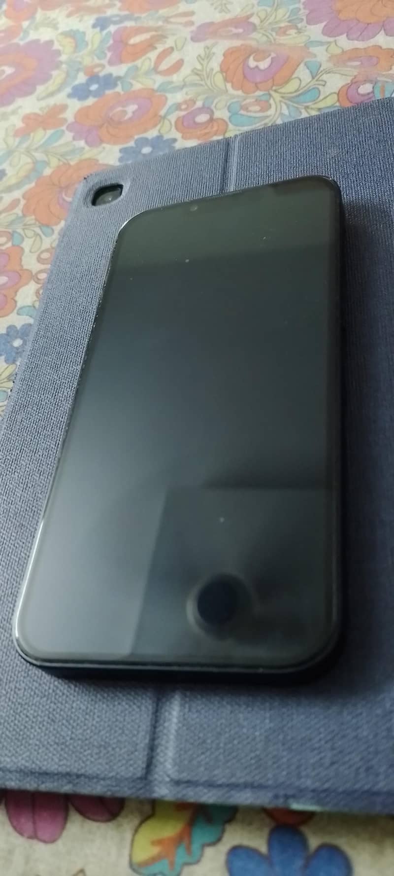 Apple iPhone 13 1