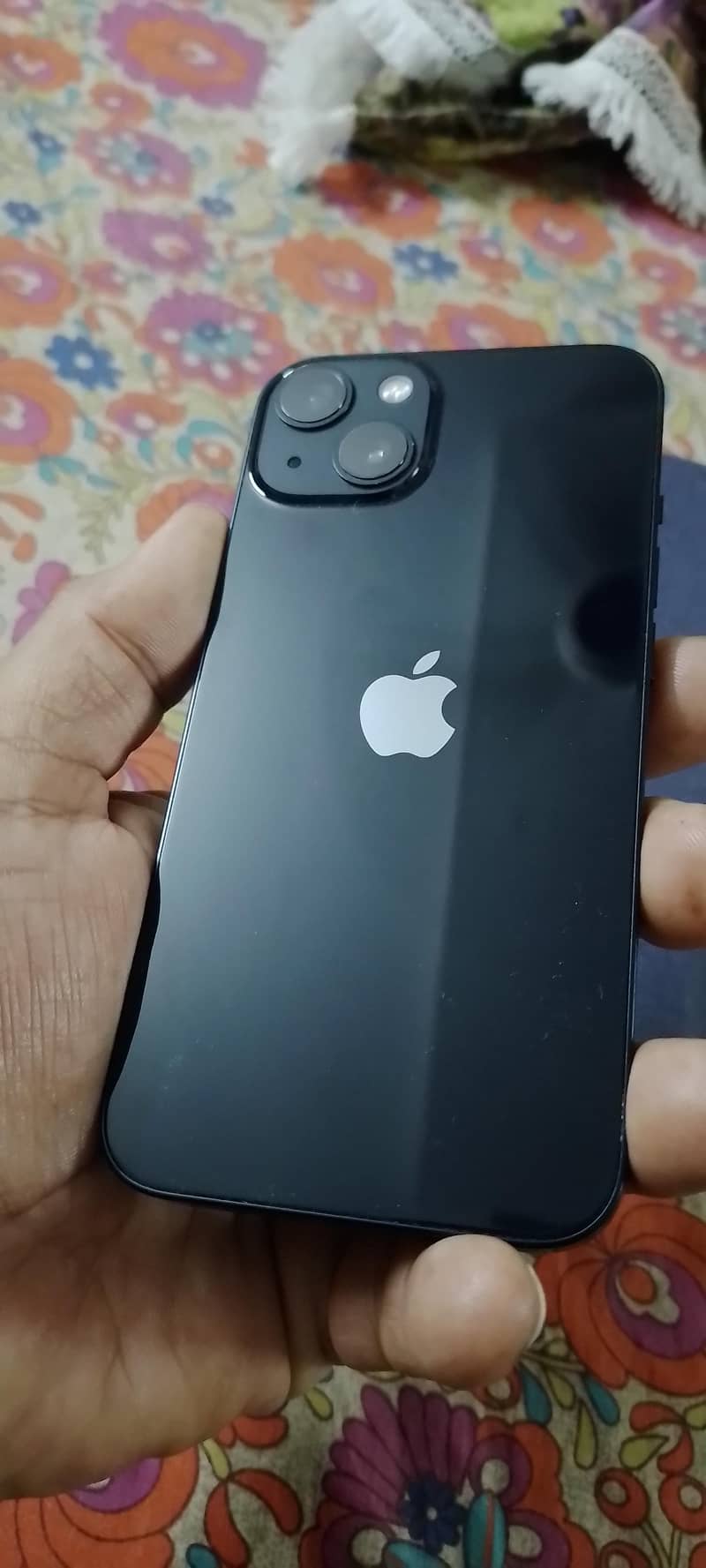 Apple iPhone 13 6