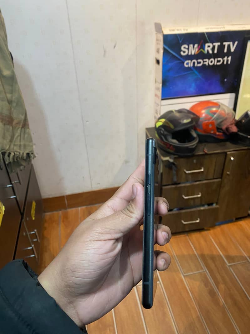 Google Pixel 6a 1