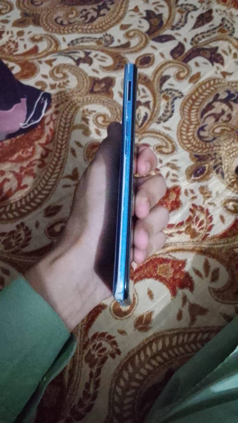 OPPO A16 0