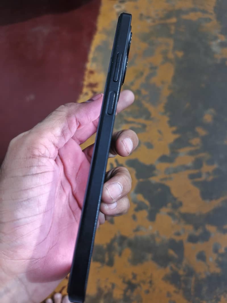 Realme C53 6