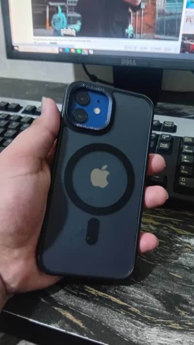 Apple iPhone 12