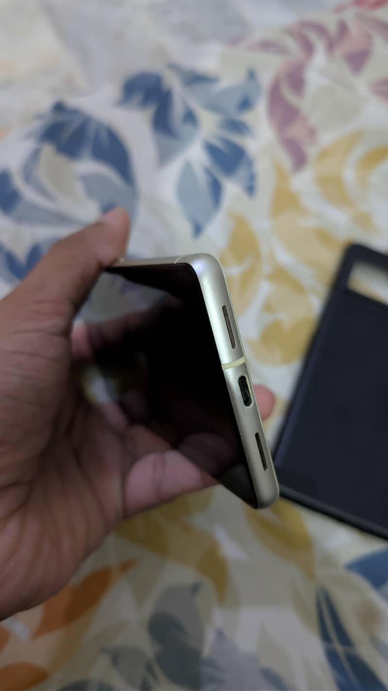 Google Pixel 7 2