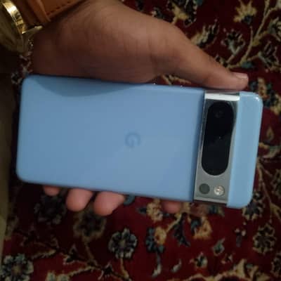 Google Pixel 8 Pro