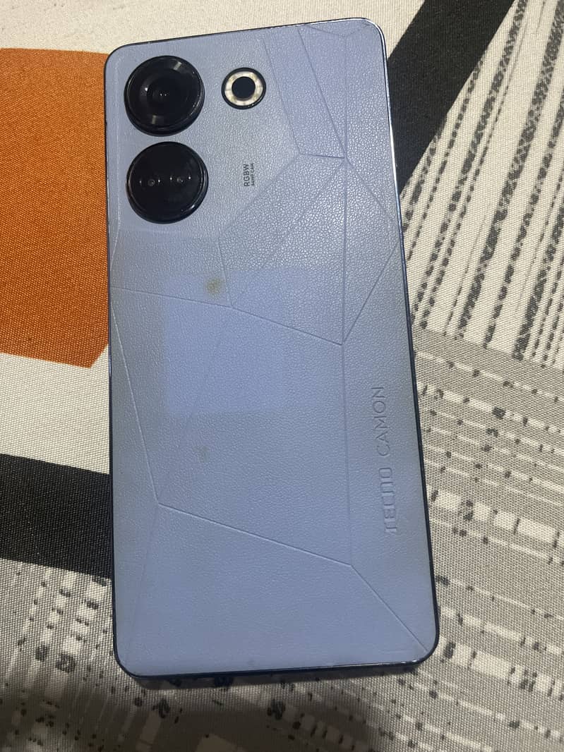 Tecno CAMON 20 0