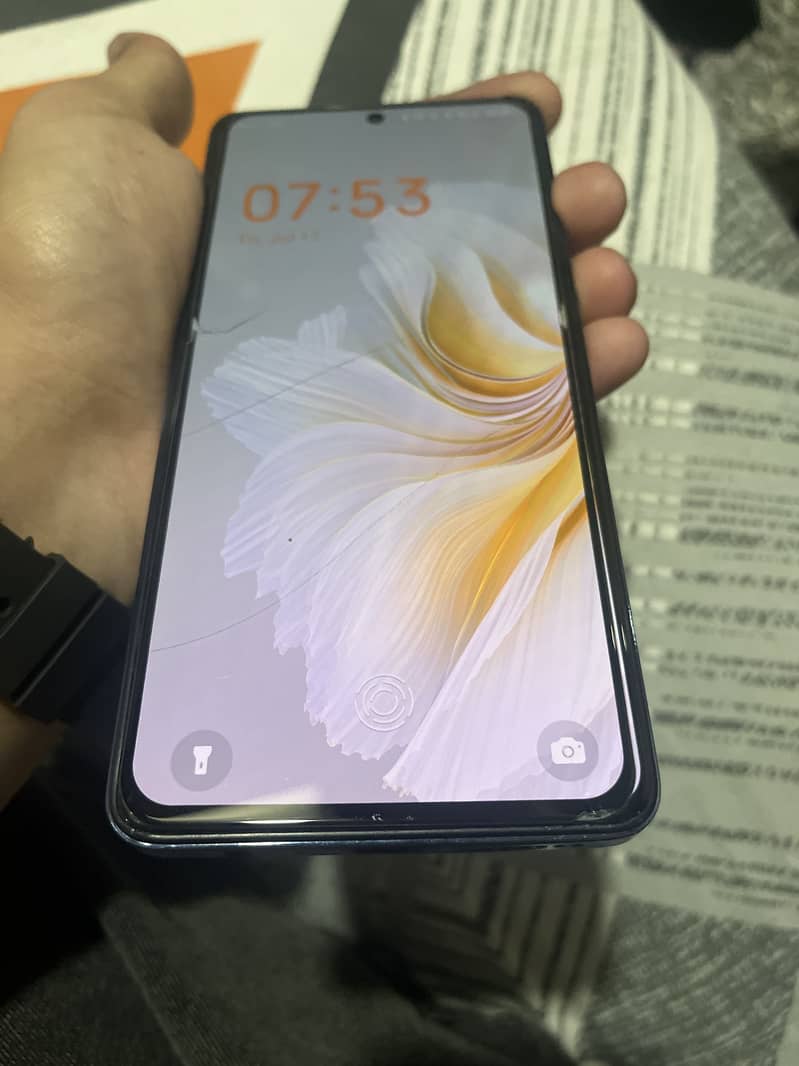 Tecno CAMON 20 3