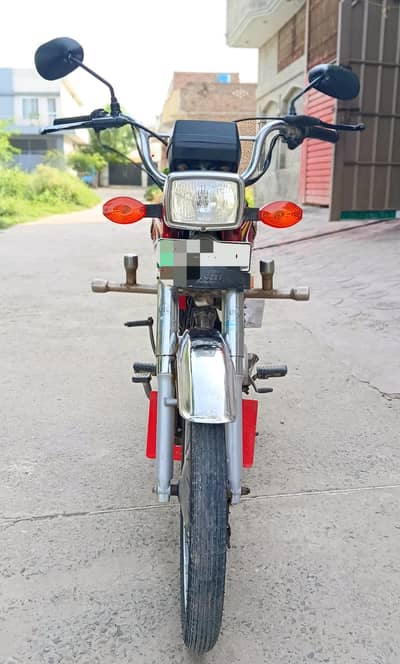 Honda CD-70 (Red) – 2015 Model