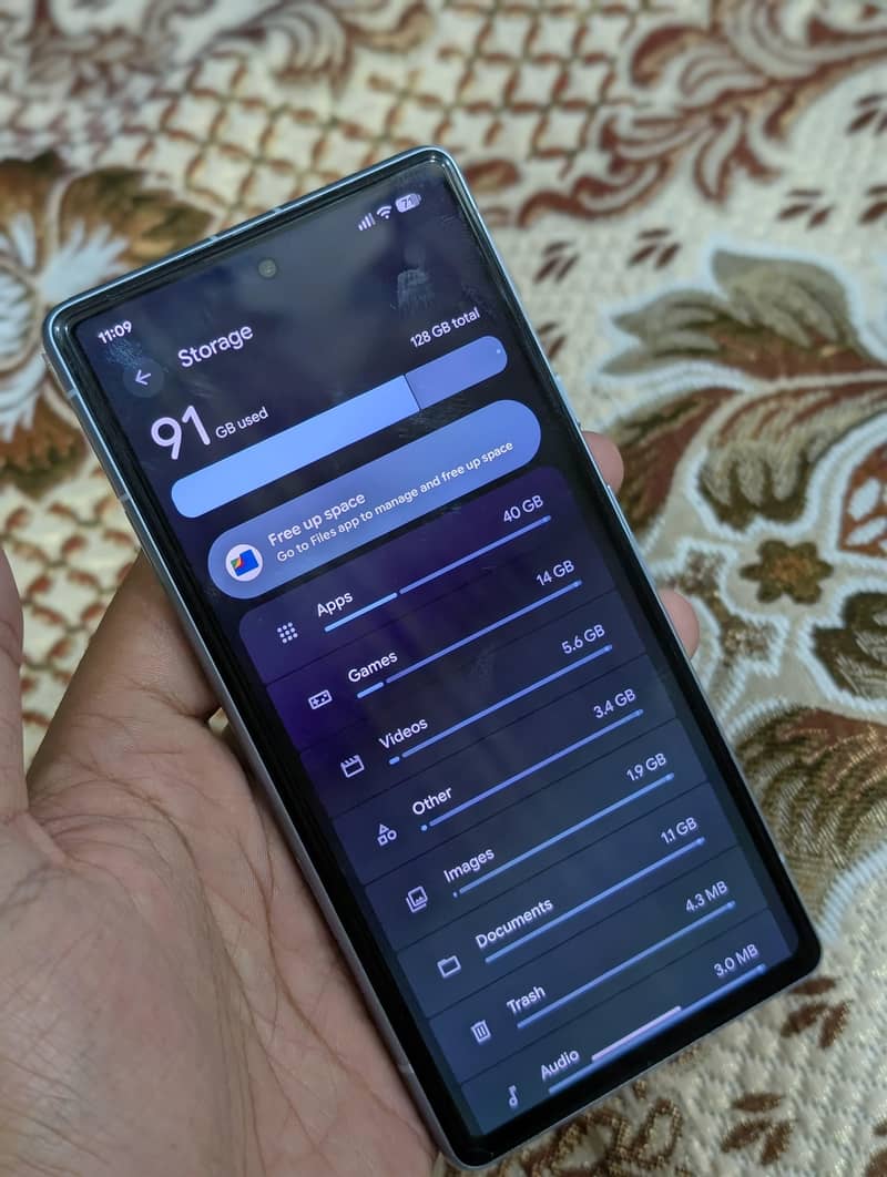 Google Pixel 7a 1