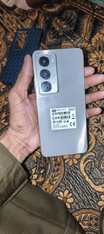 Itel City 100