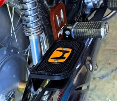 universal footrest jali