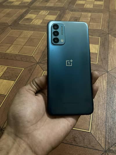 OnePlus Nord N200 5G – 4GB RAM / 64GB Storage