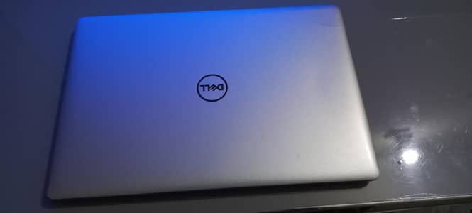 dell inspiron 5570 with dedicated graphic card