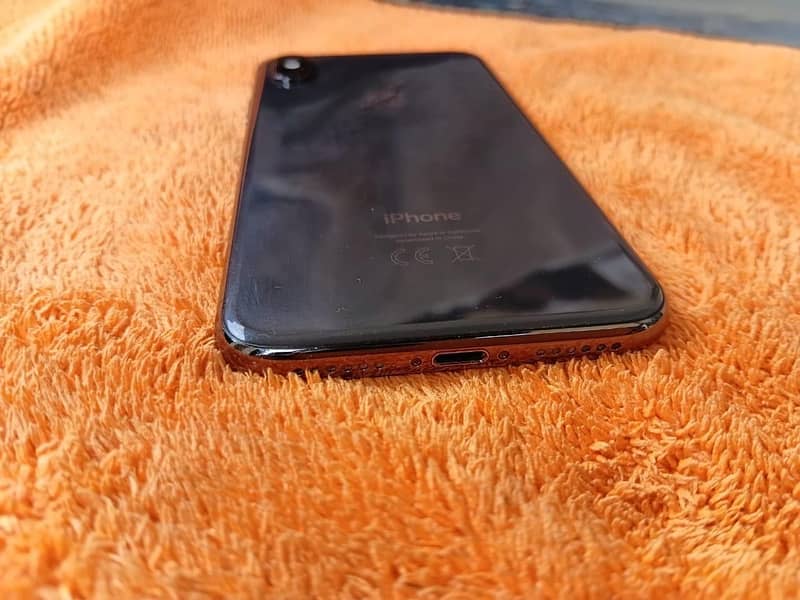 Apple iPhone X 0