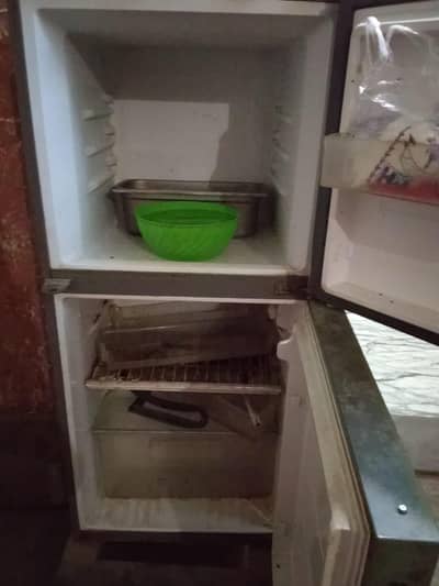 Haier fridge for selll