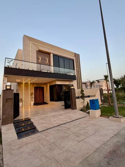 10 Marla Ultra Modern Corner Villa | 4 Bedrooms | DHA Phase 7 Available for Sale