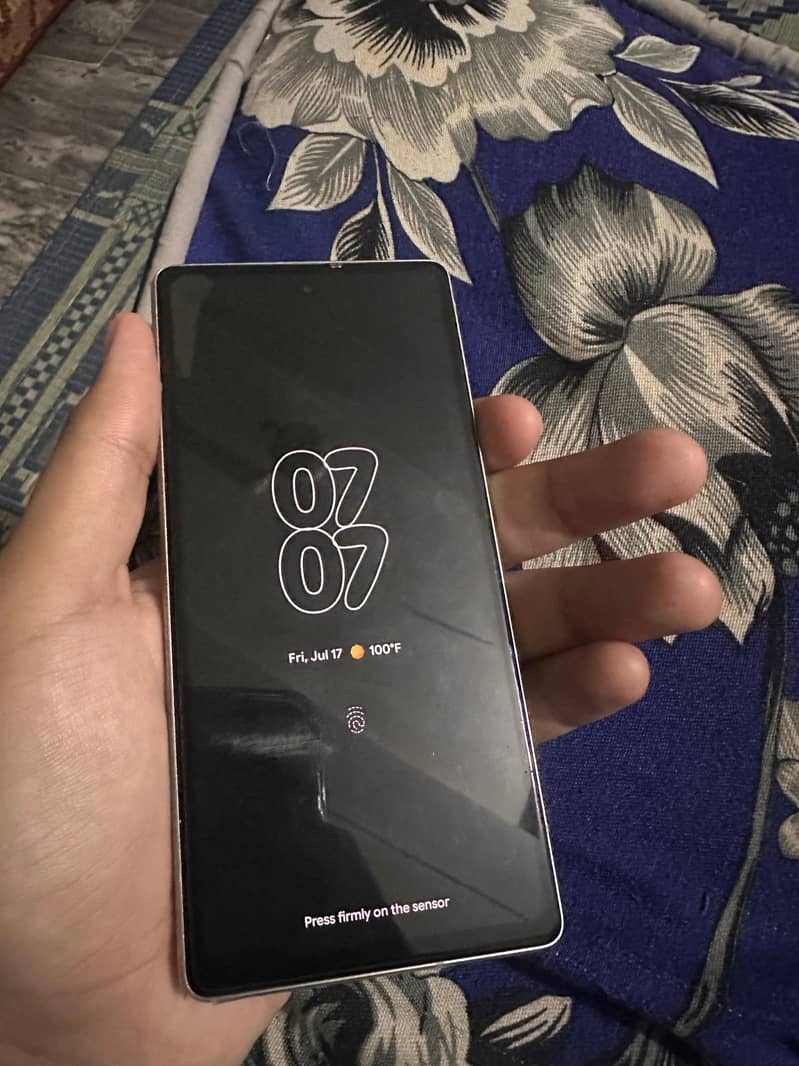Google Pixel 7a 2