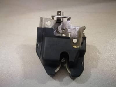 Trunk Lock Latch for Sale (Japanese Original Part) )