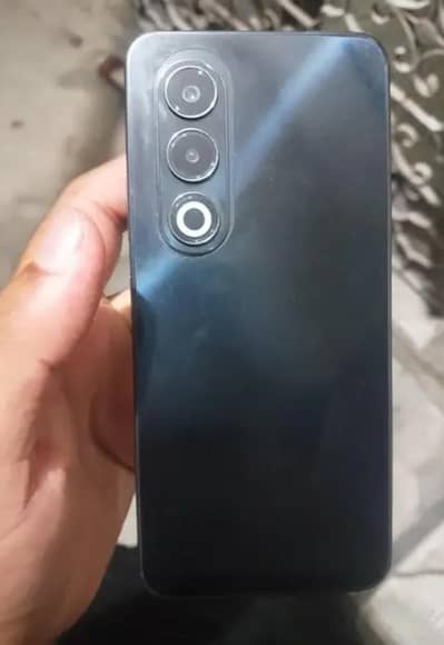 Vivo Y100 8 256GB Sale and Exchange