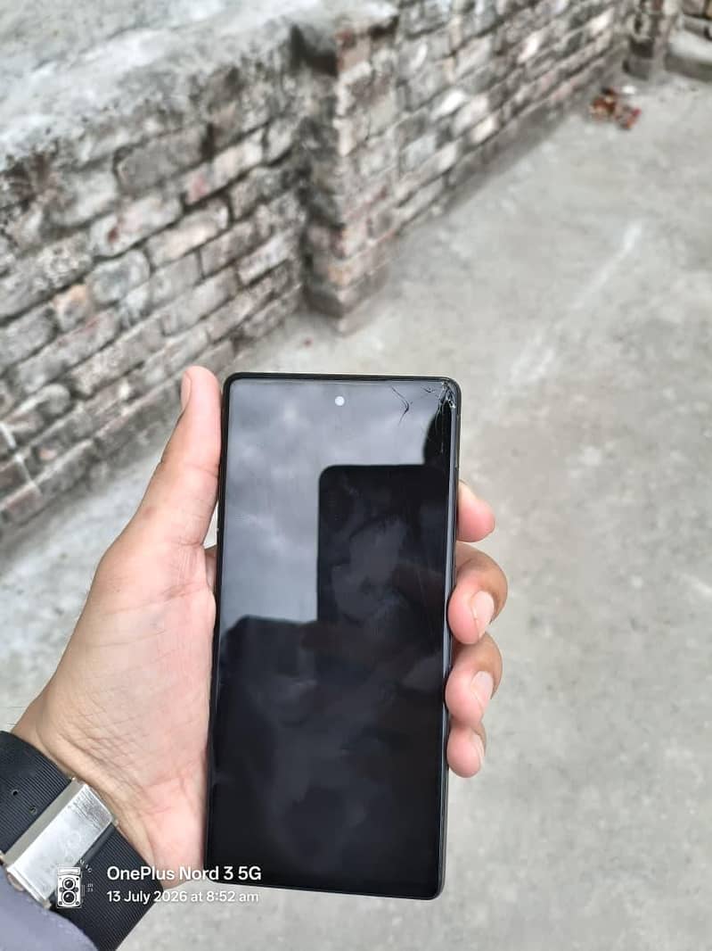 Google Pixel 6a 1