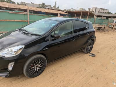 Toyota Aqua 2015