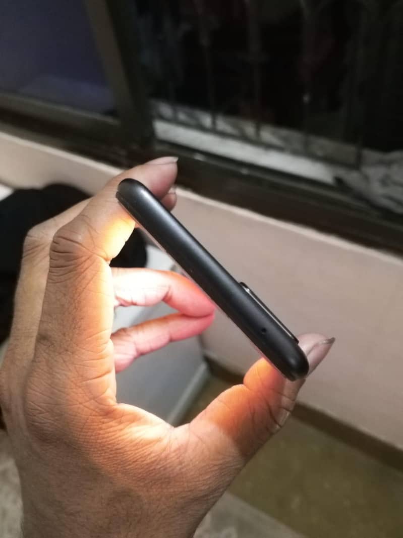 OPPO A76 4