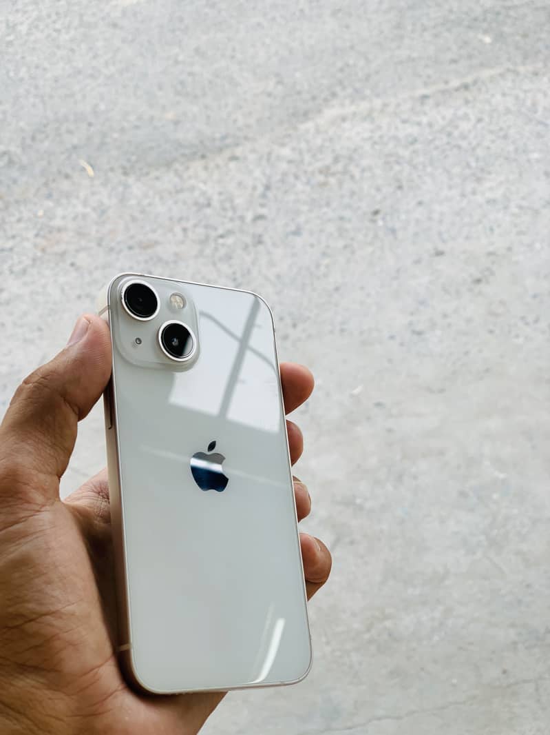 Apple iPhone 13 mini 0
