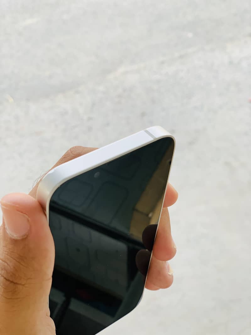 Apple iPhone 13 mini 5