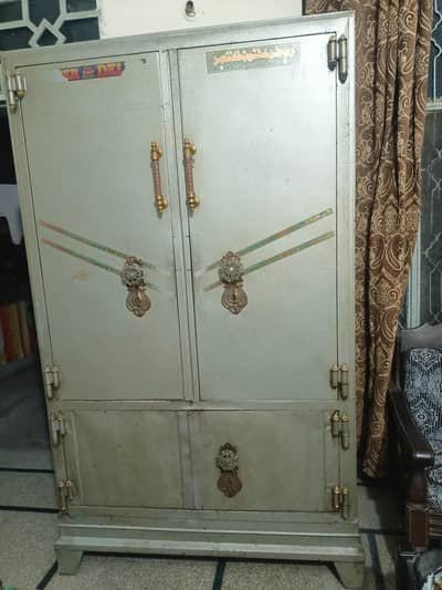 Heavy Steel Almirah with Locker - Used Condition