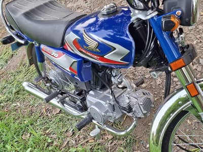 honda cd 70   special edition blue clour
