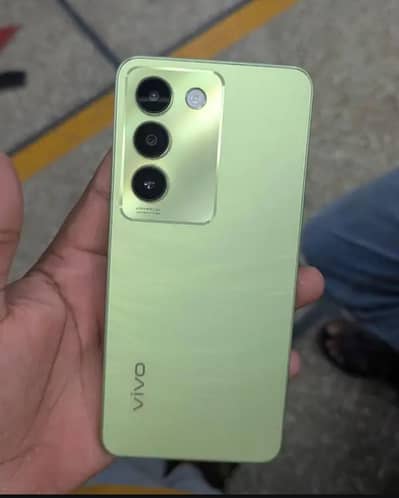 Vivo Y100 8 256GB only Sale no Exchange