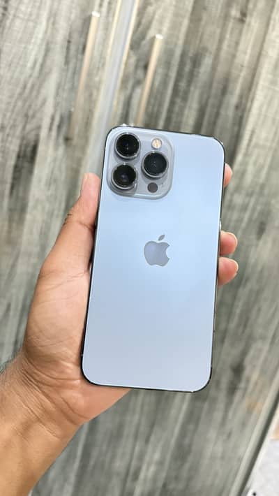 Apple iPhone 13 Pro
