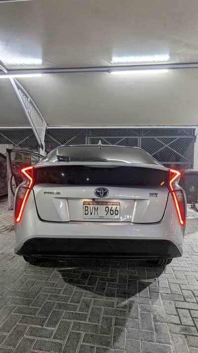 Toyota Prius 2017