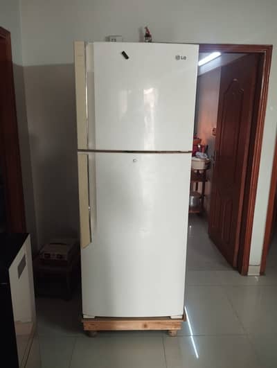Well Maintained LG Fridge Non Frost.