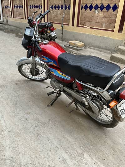United 70cc original bike with best condition