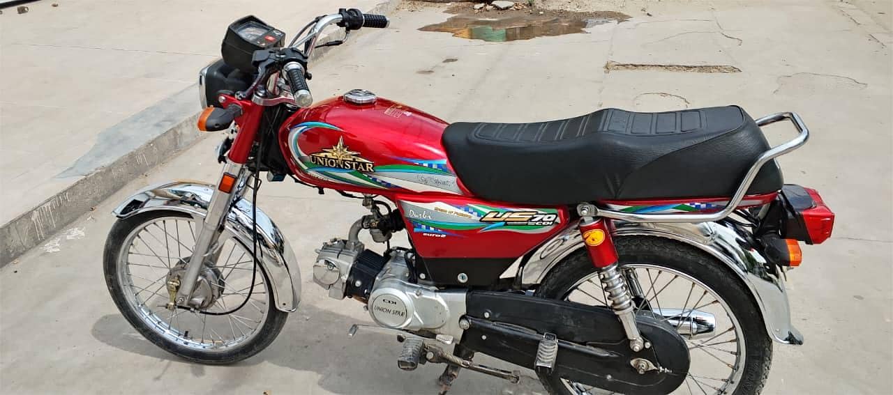 motorcycle 0