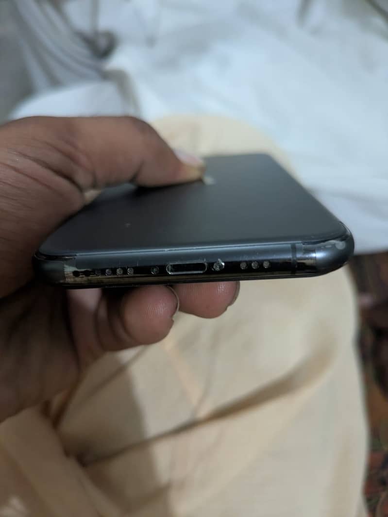Iphone 11 pro 2