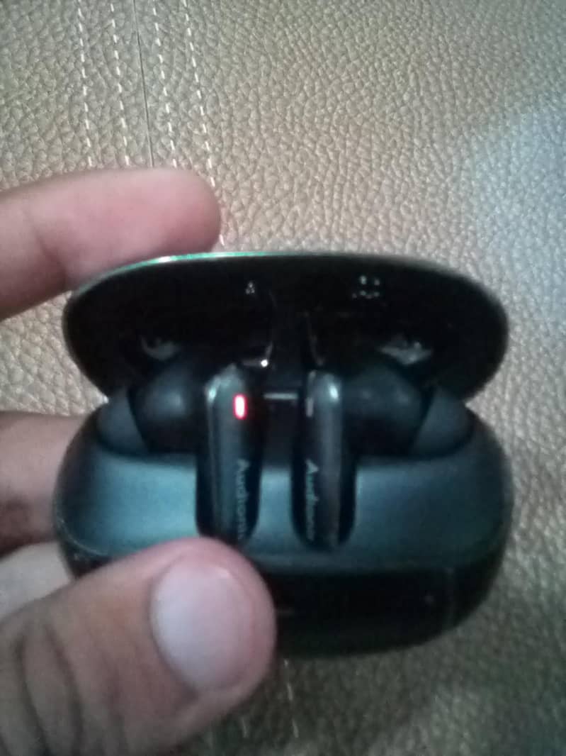 Audionic trance 815 2